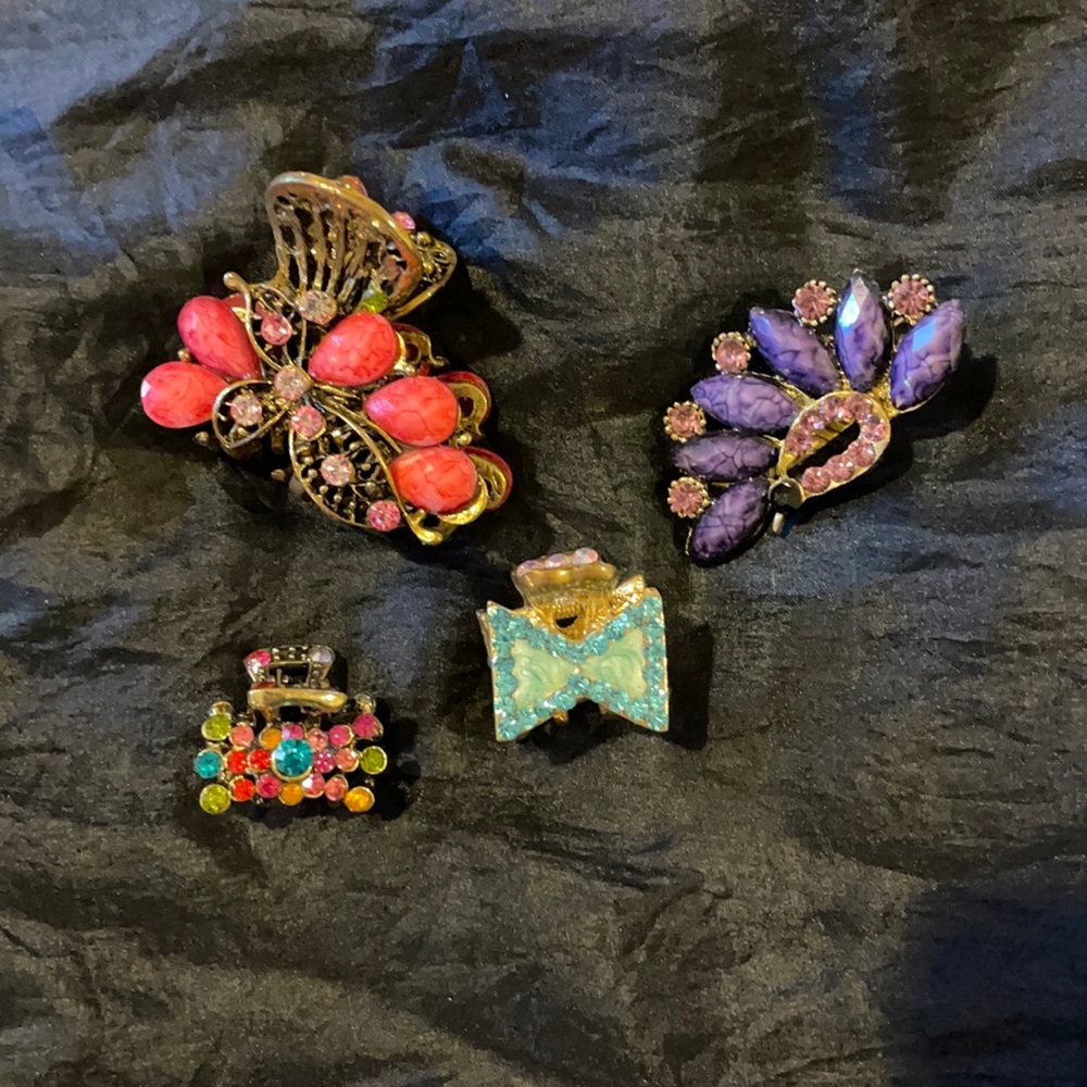 Jeweled hair clips